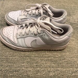 Nike grey dunks